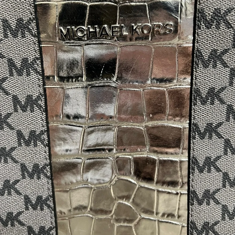 Michael Kors like new